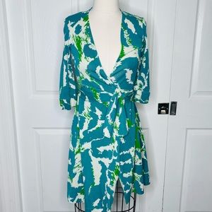 Diane von Furstenberg Vintage Silk Wrap Dress Size 4